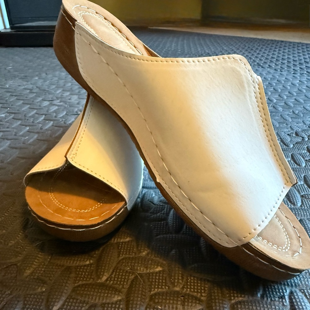 Women's White Slip-On Faux Leather Sandals